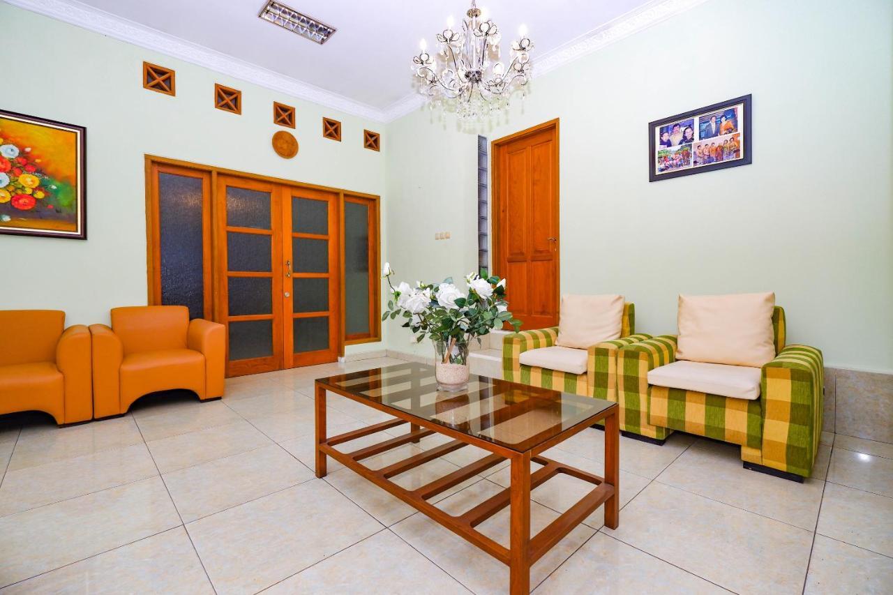 Hotel Oyo 3071 Gethsemane Salatiga